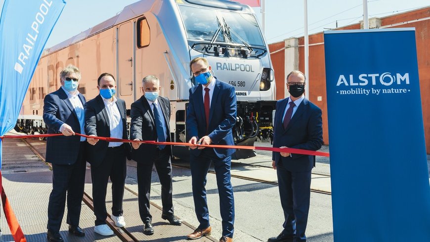 Alstom Vado Ligure delivers the 10th Traxx DC3 locomotive to RAILPOOL GmbH branch in Italy